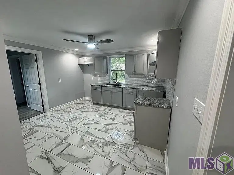 1180 N Acadian Thwy, Baton Rouge, LA 70802 - #3
