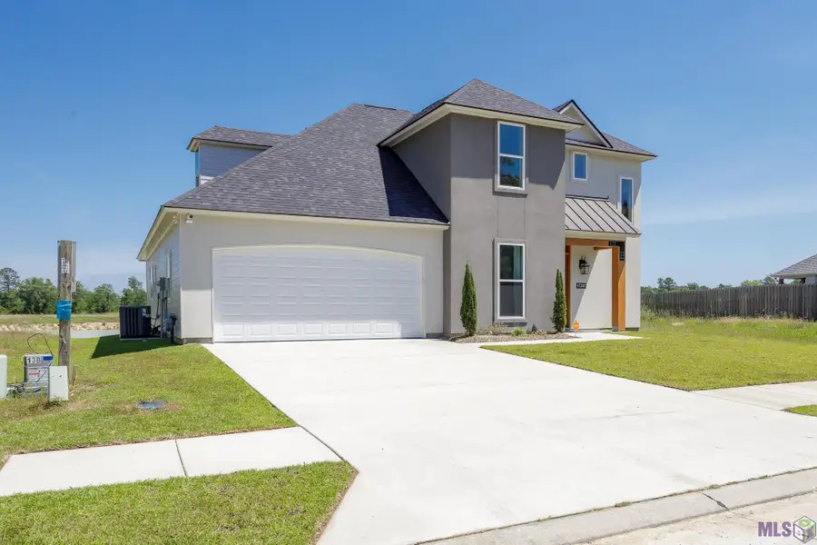 17207 Schoolhouse Rd, Livingston, LA 70754 - #3