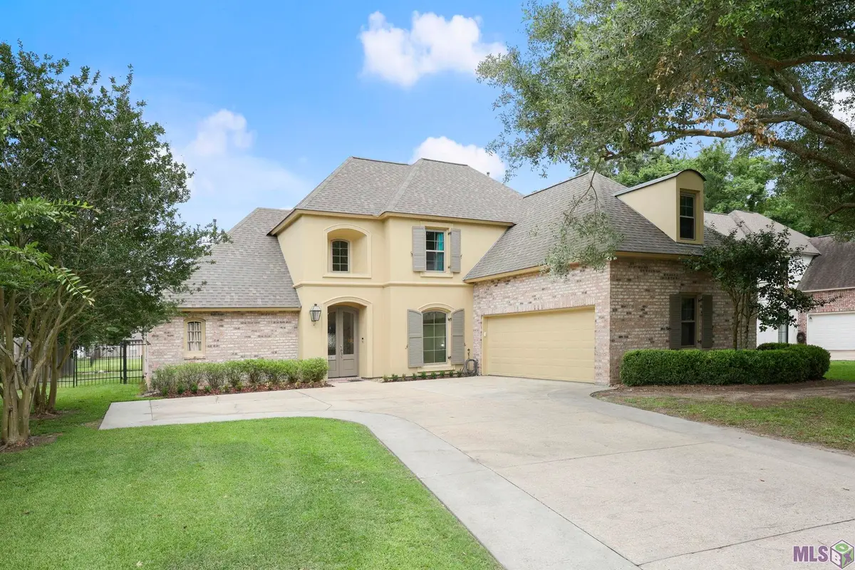 16438 W Lake Dr, Prairieville, LA 70769 - #1