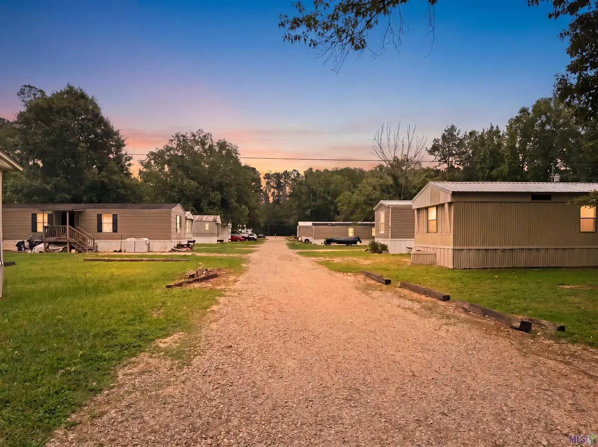 35081 N Corbin Rd, Walker, LA 70785 - #1