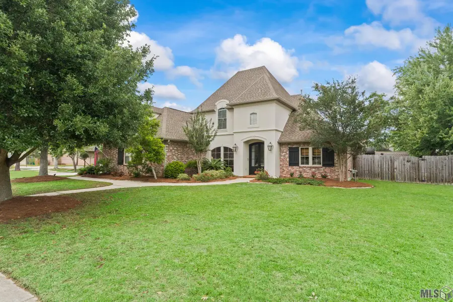 75 Robyn Pl, Mandeville, LA 70471 - #2