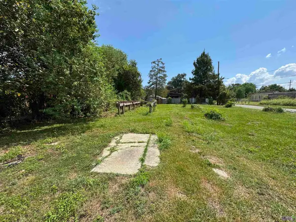 2307 Deslonde Street, New Orleans, LA 70117