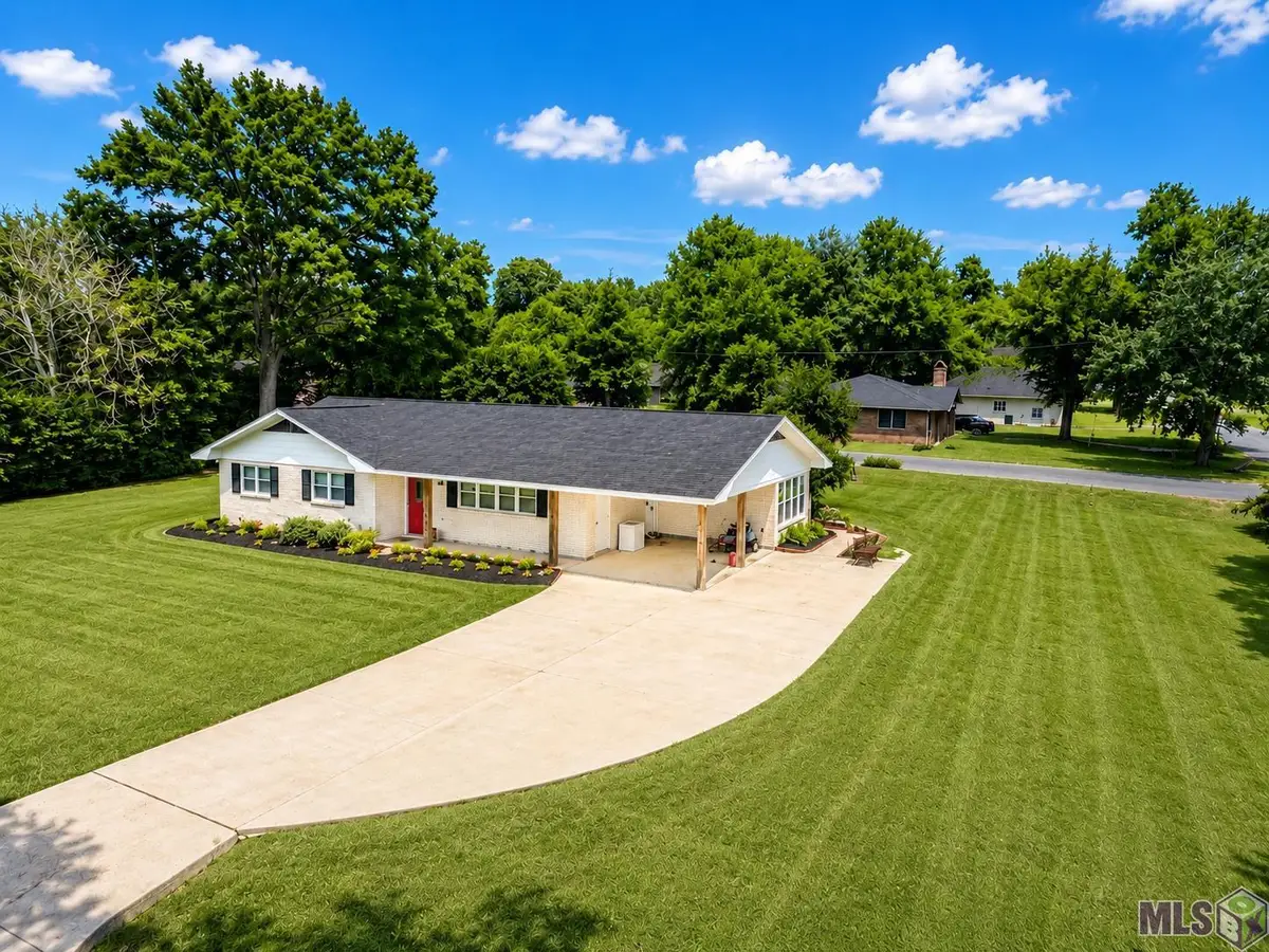 581 Crochet St, Morganza, LA 70759 - #1