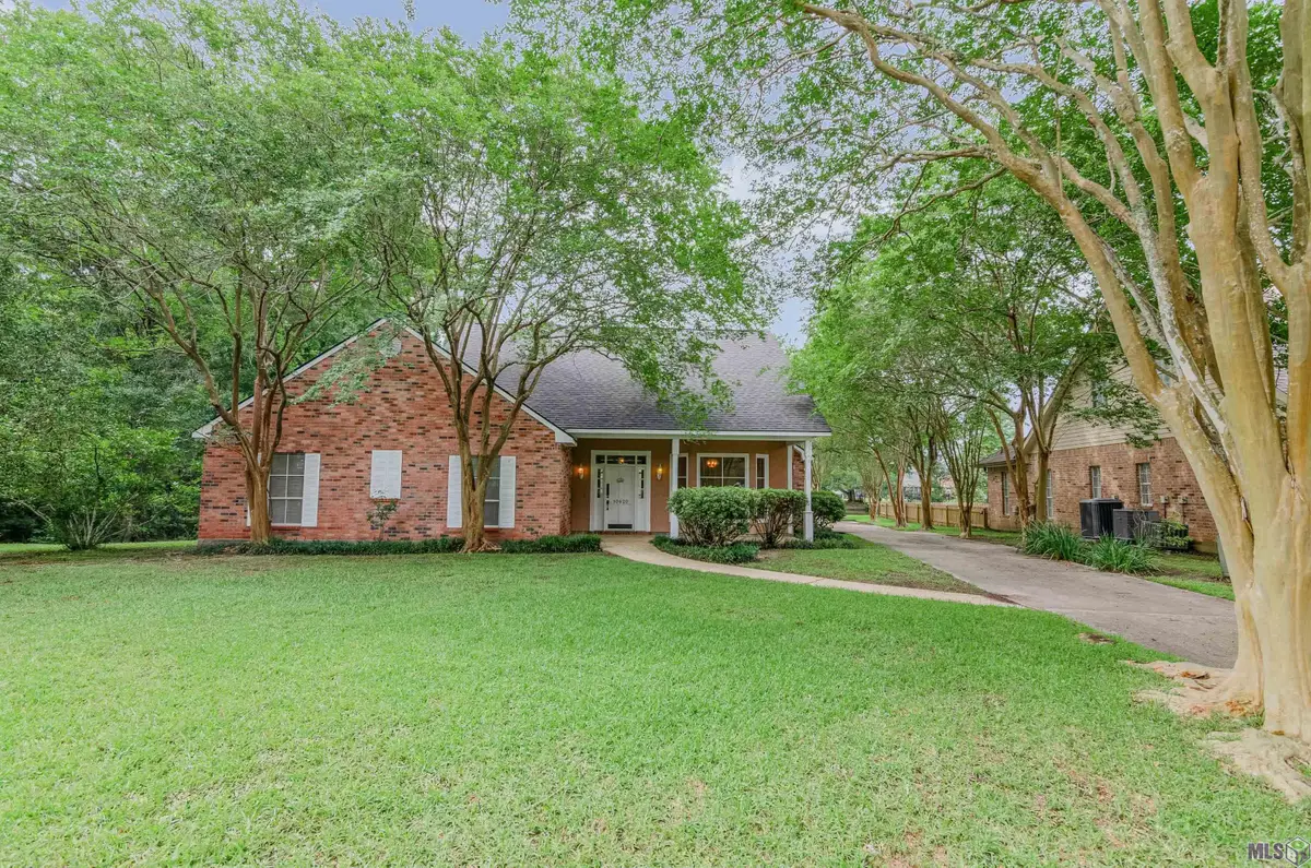 10620 Old Lodge Ct, Baton Rouge, LA 70817 - #1