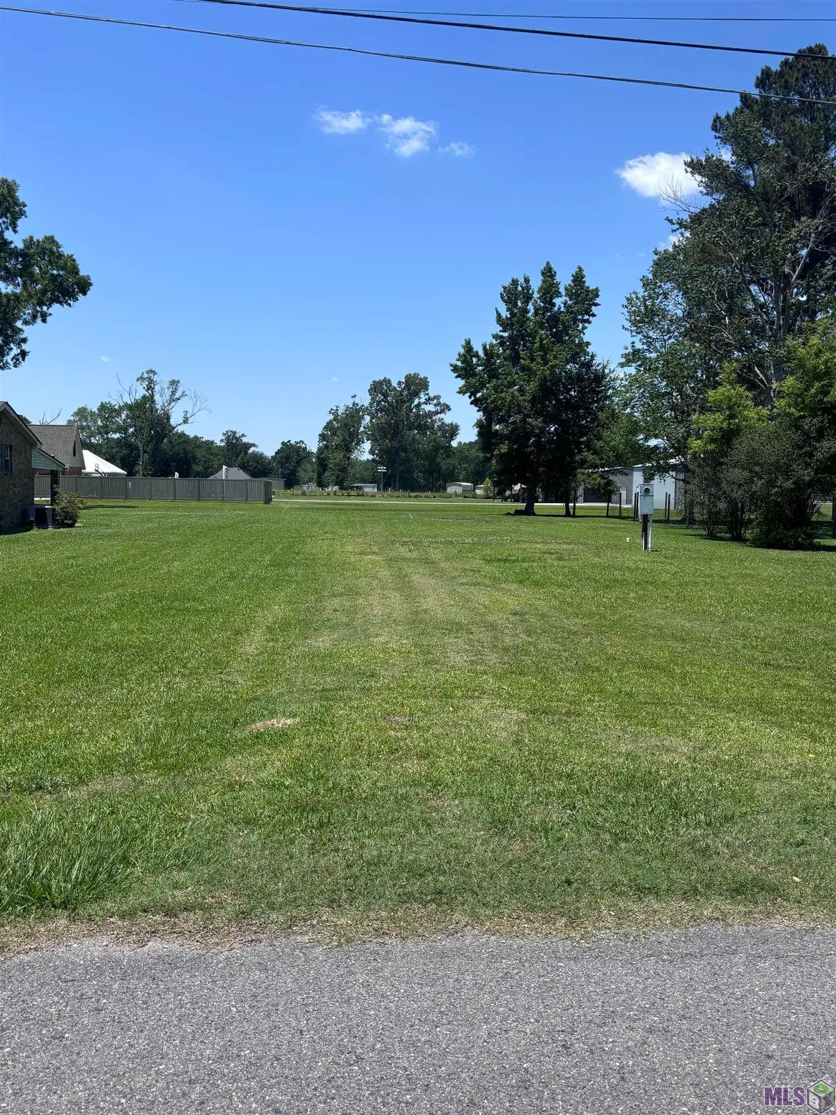13389 Leblanc Rd, Gonzales, LA 70737 - #1