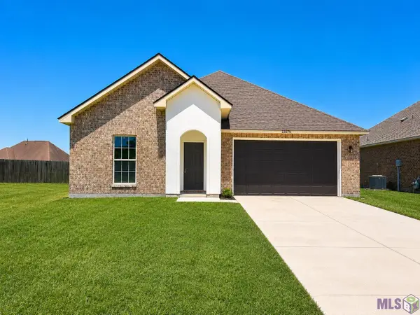 13876 Avocado Dr, Denham Springs, LA 70726