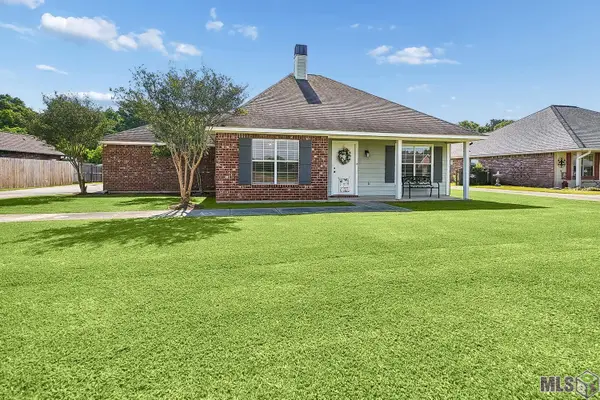 32380 Avants Rd, Walker, LA 70785