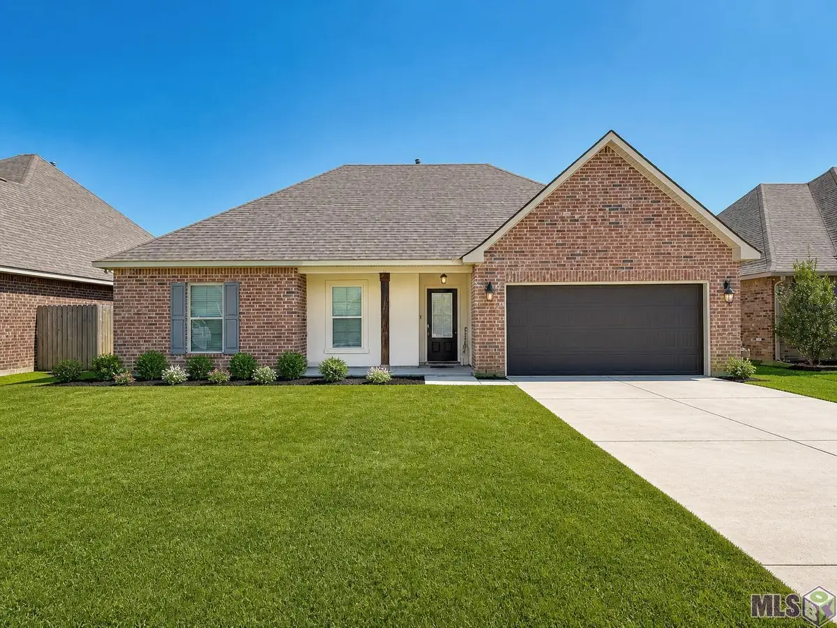 23124 Arcwood Dr, Denham Springs, LA 70726 - #1