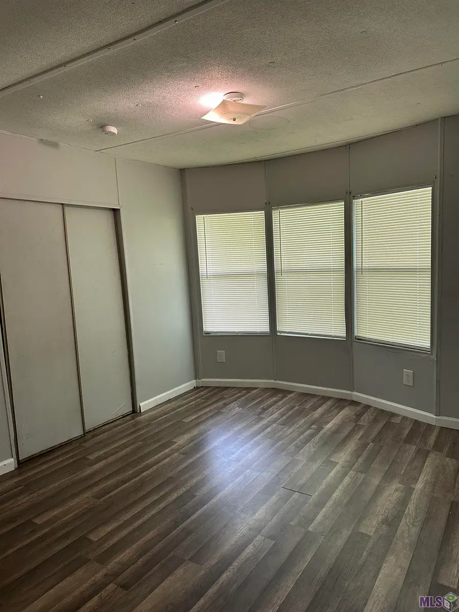 15054 W Beaver Dr, Pride, LA 70770 - #3