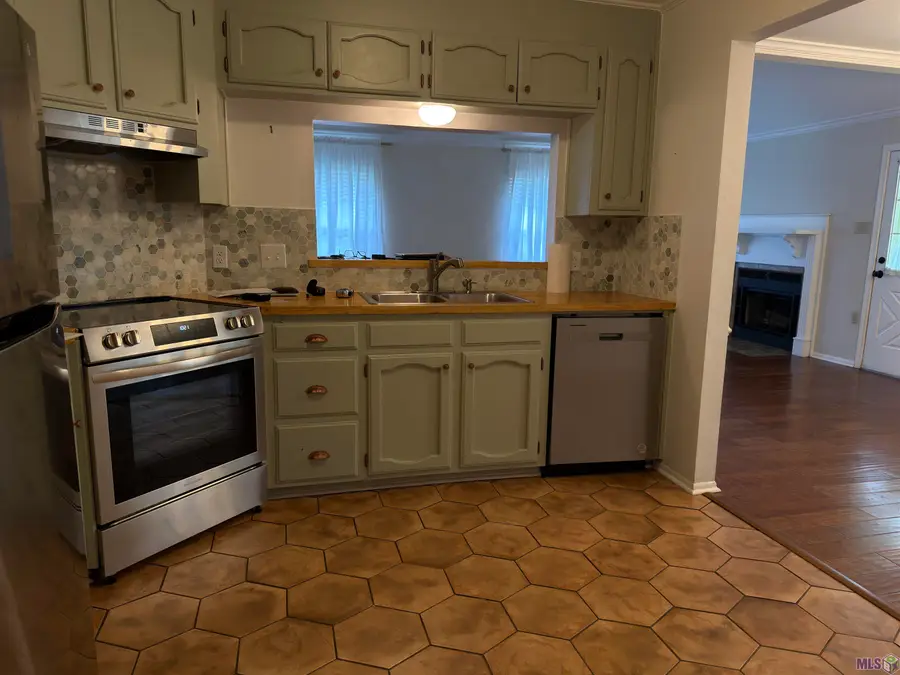 17611 Bevan Dr, Baton Rouge, LA 70817 - #3