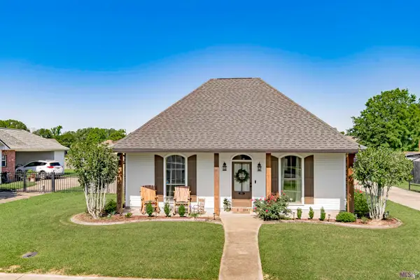 6131 Windwood Dr, Zachary, LA 70791