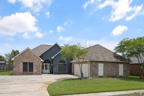32846 Briar Oak Dr, Walker, LA 70785