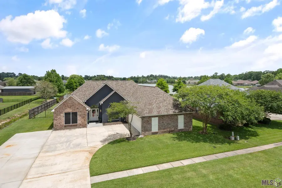 32846 Briar Oak Dr, Walker, LA 70785 - #2