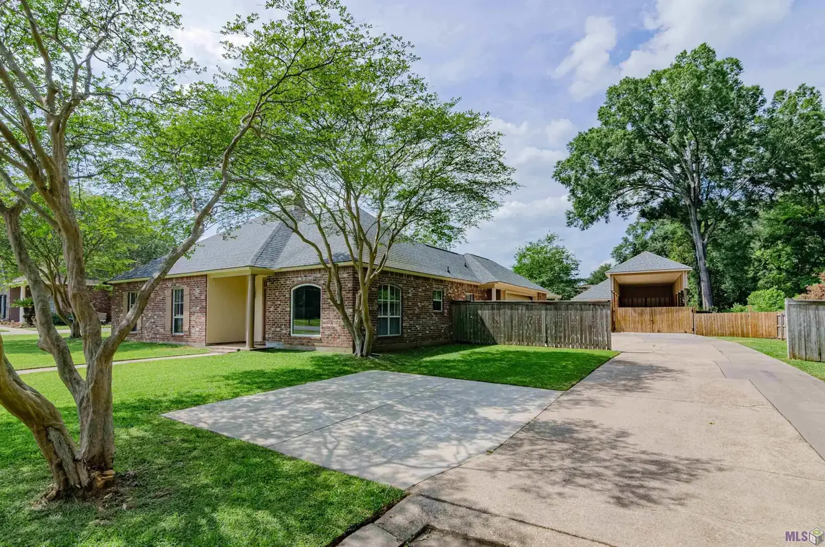2767 Peachtree Ln, Zachary, LA 70791 - #1