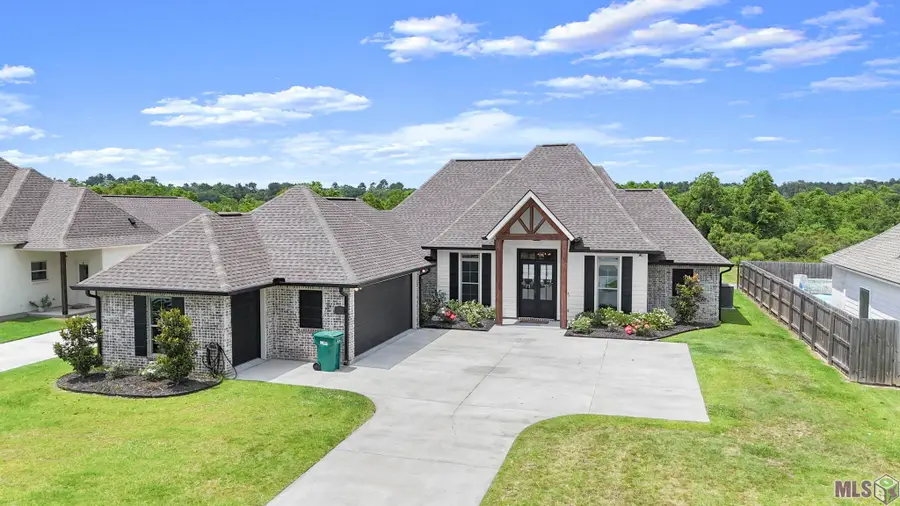7303 Lillie Dr, Denham Springs, LA 70706 - #2