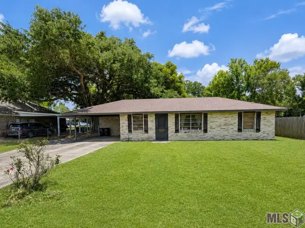 2642 S Remy Robert Ave, Gonzales, LA 70737