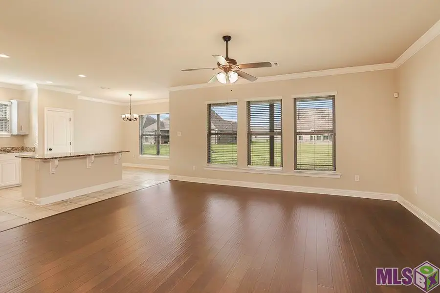 4757 Bayou Plantation Dr, Addis, LA 70710 - #2