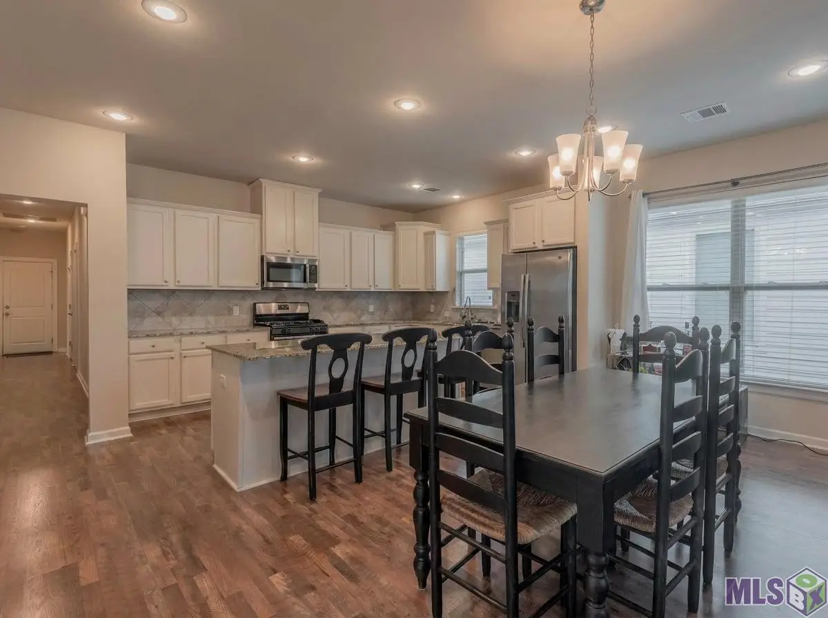 7844 W Pelican Lakes Ave, Baton Rouge, LA 70820 - #1