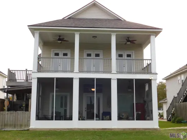 11182 River Highlands #7B, St. Amant, LA 70774