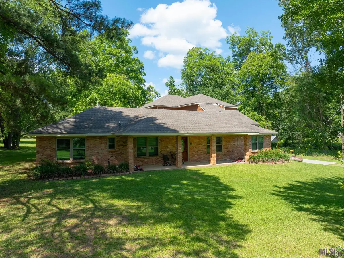 10890 Brown Rd, Saint Francisville, LA 70775 - #1