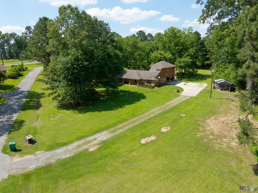 10890 Brown Rd, Saint Francisville, LA 70775 - #2