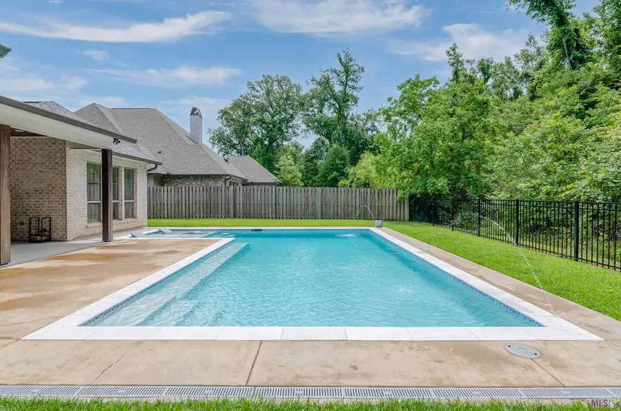 36501 Royal Oak Dr, Prairieville, LA 70769 - #3