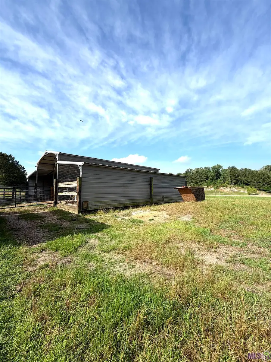 17 E Poor House Road, Woodville, MS 39669 - #3