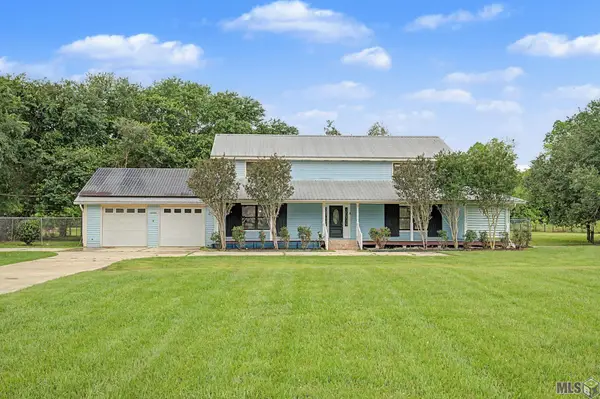 1420 Bayou Paul Ln, St. Gabriel, LA 70776