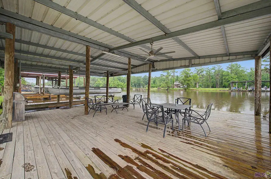 18586 River Bend Rd, Maurepas, LA 70449 - #2