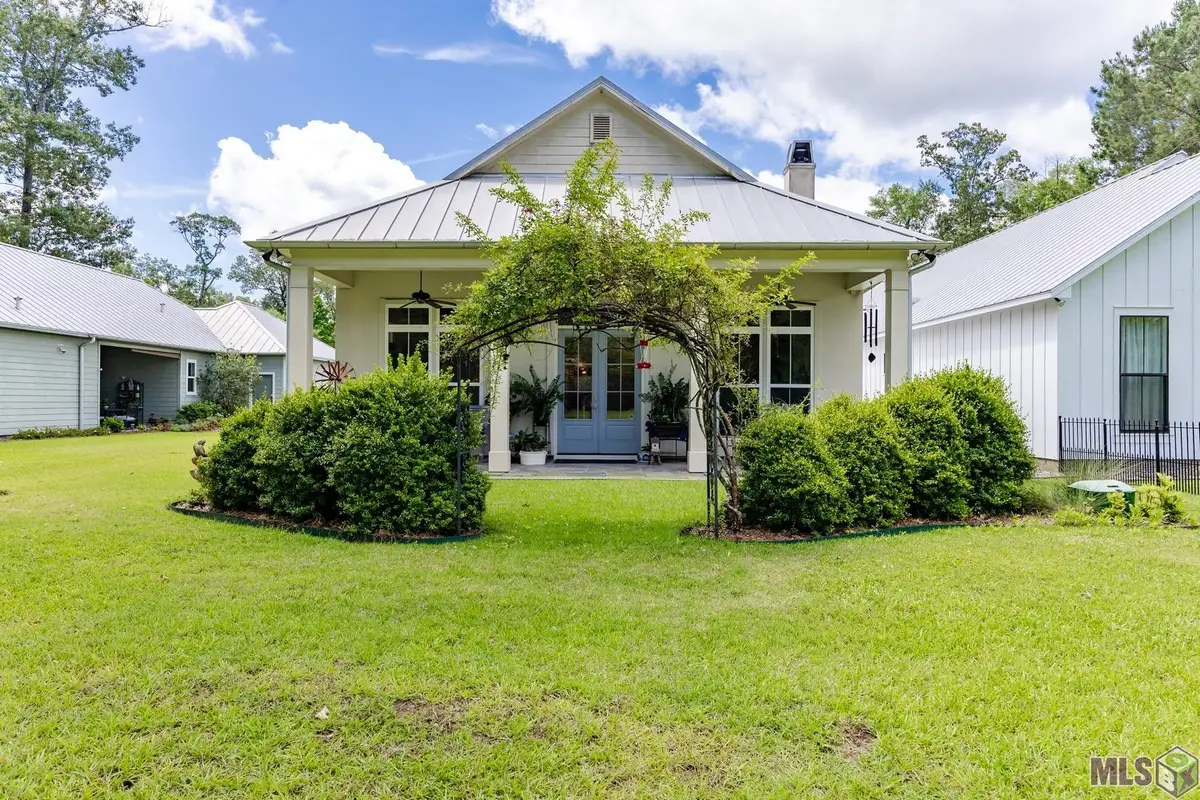 6023 Clayton Ct, Saint Francisville, LA 70775 - #1