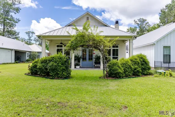 6023 Clayton Ct, St. Francisville, LA 70775