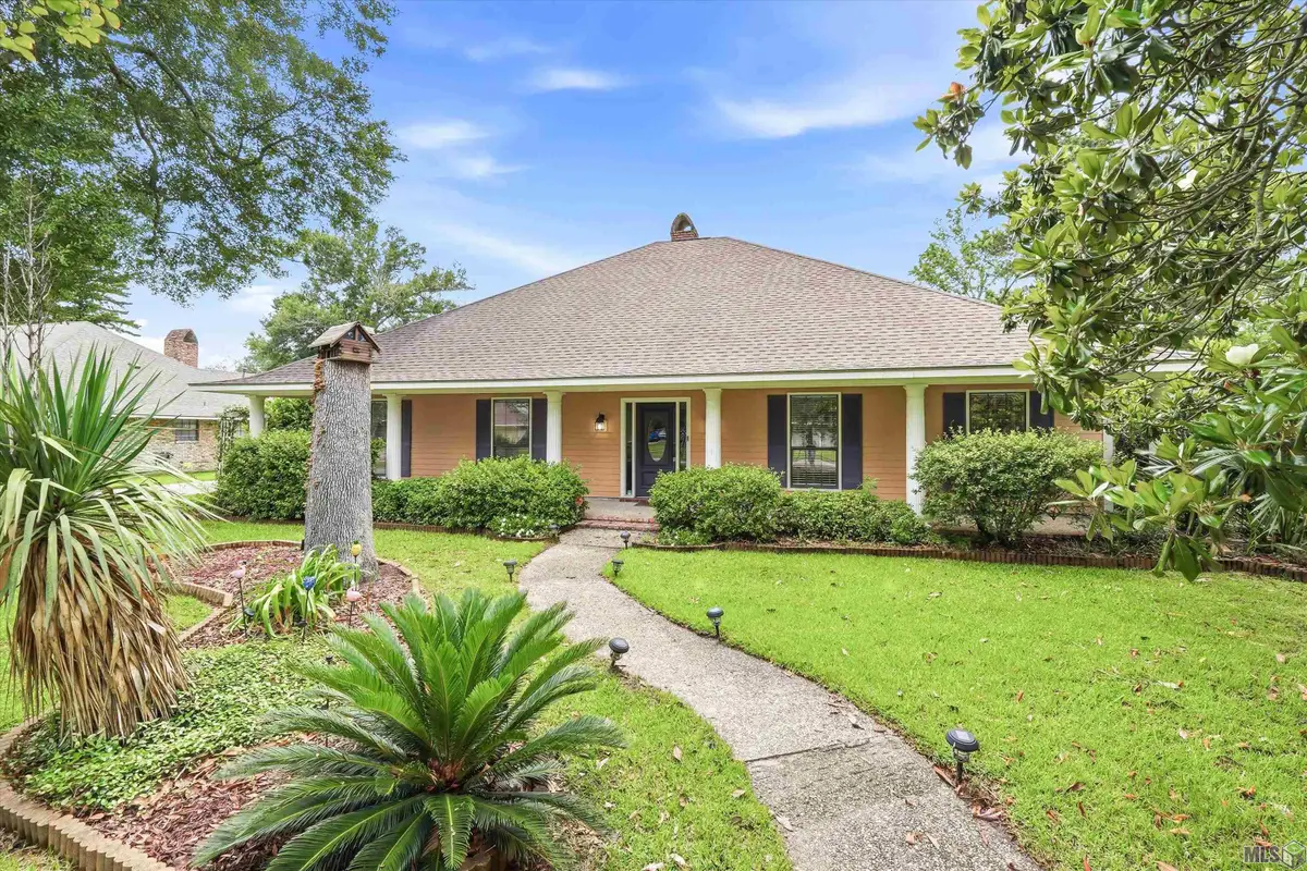 5654 Vicksburg Dr, Baton Rouge, LA 70817 - #1