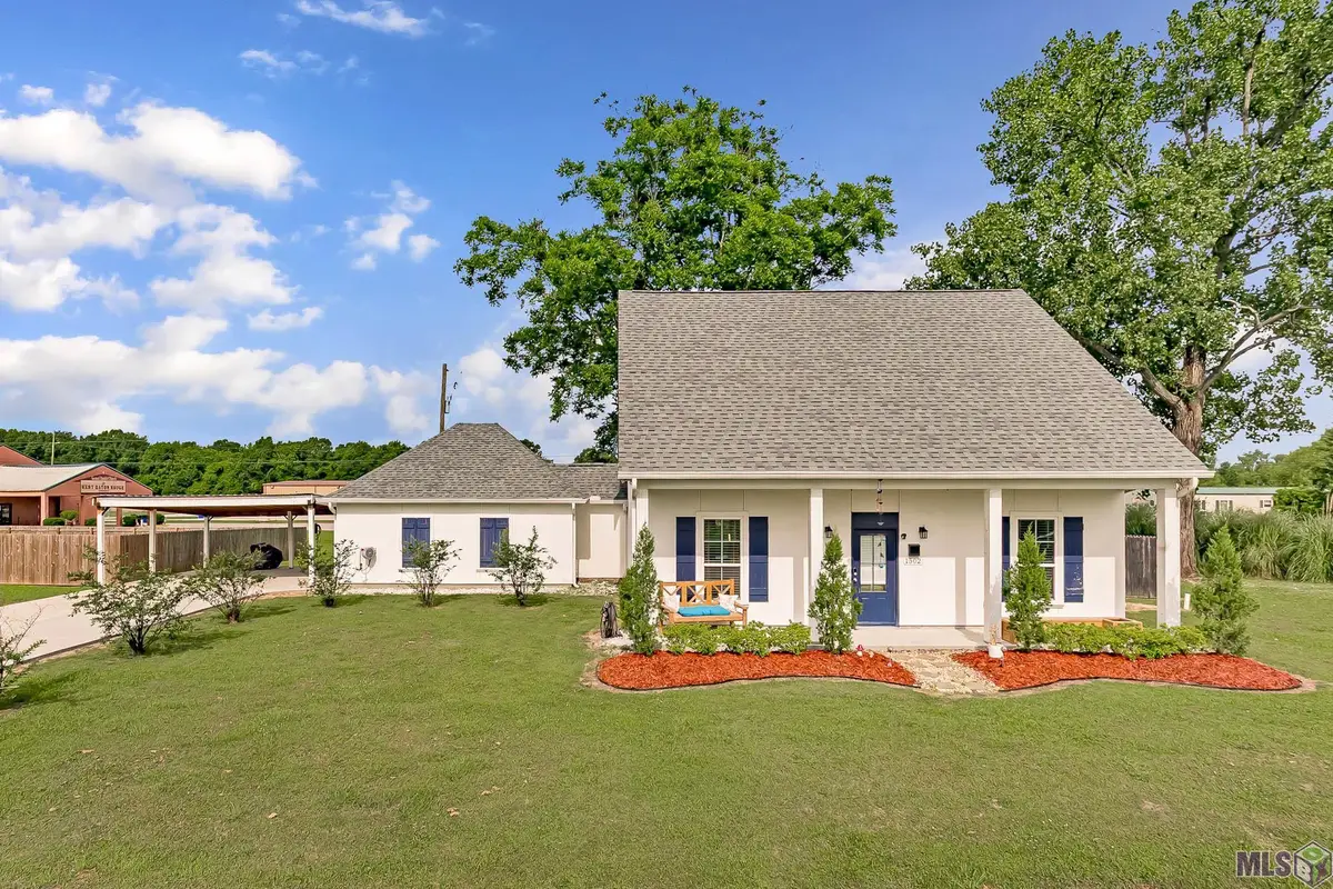 1502 Lamotte Ln, Port Allen, LA 70767 - #1