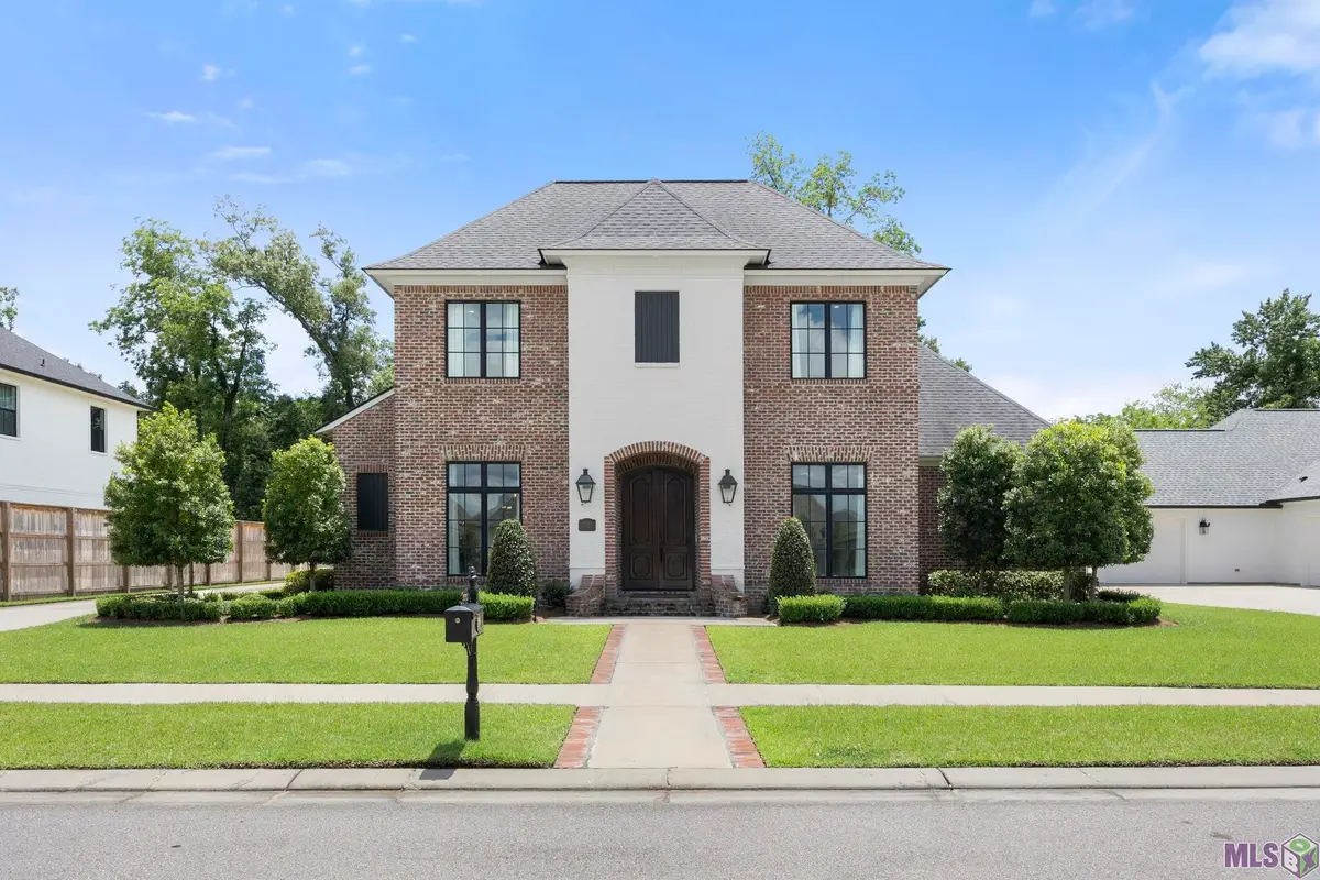 36365 Royal Oak Dr, Prairieville, LA 70769 - #1