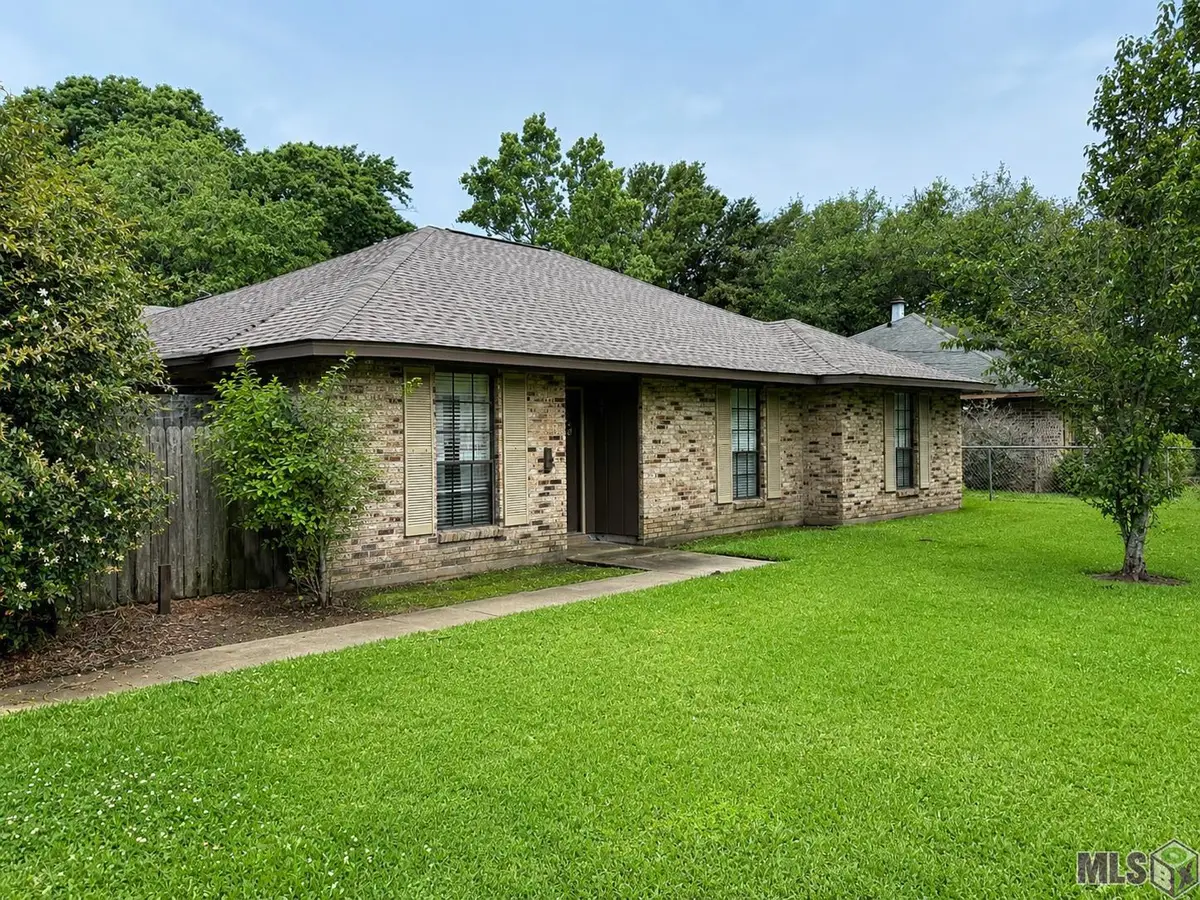 22940 Jade Dr, Plaquemine, LA 70764 - #1