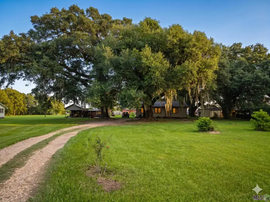 11483 Beco Rd, Saint Amant, LA 70774 - #2