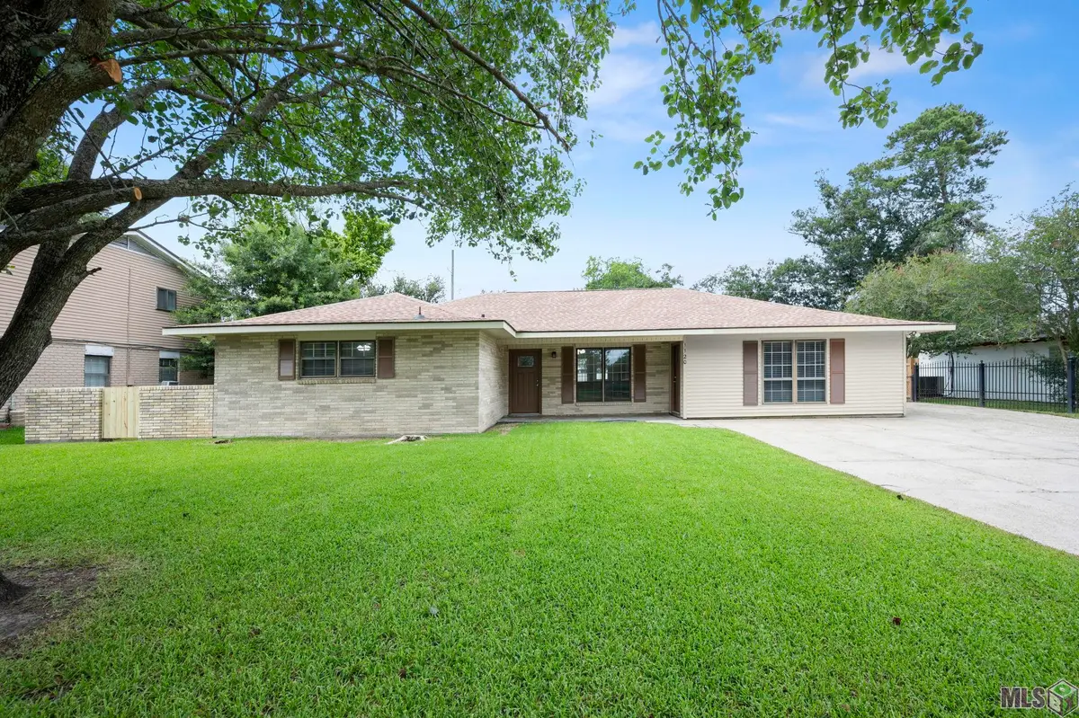 1120 E Sybil St, Gonzales, LA 70737 - #1