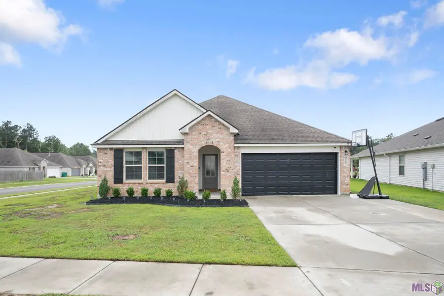 35488 Grovemont Dr, Denham Springs, LA 70706 - #2