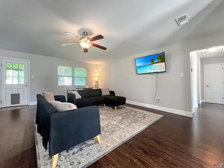 26416 Shadow Brook Ave, Denham Springs, LA 70726 - #2