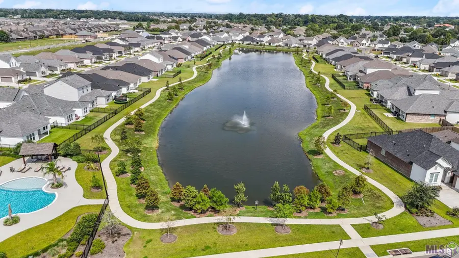 3329 Creekmere Ln, Baton Rouge, LA 70810 - #3