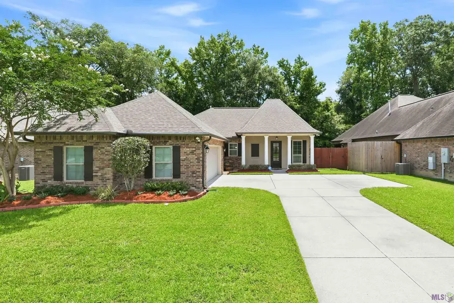12204 Grand Wood Ave, Gonzales, LA 70737 - #2