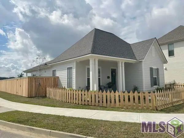821 Conway Village Blvd, Gonzales, LA 70737
