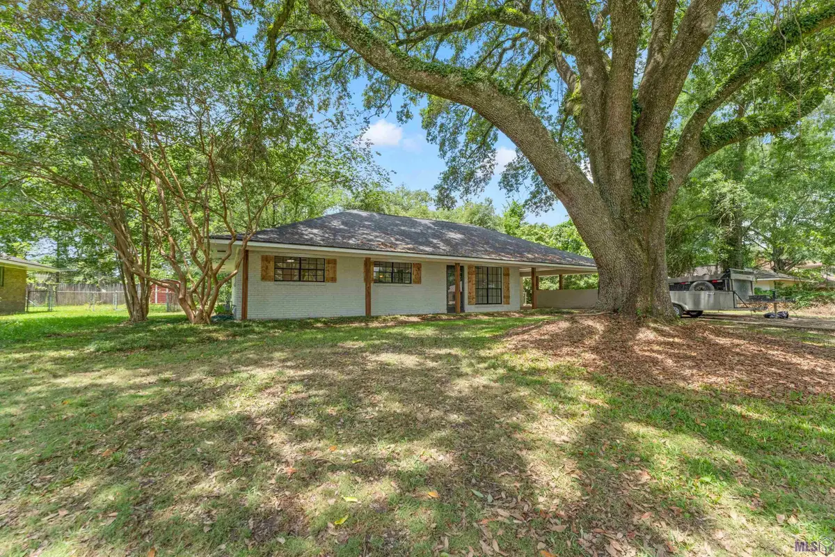 1975 N Alameda Dr, Baton Rouge, LA 70815 - #1