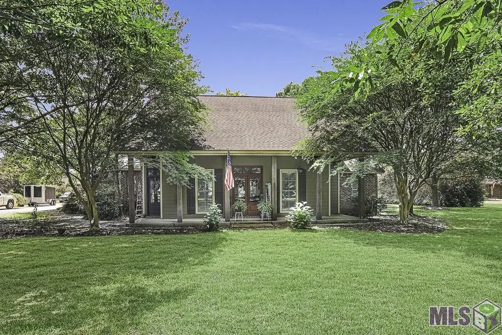 8567 Pin Oak Dr, Zachary, LA 70791 - #1