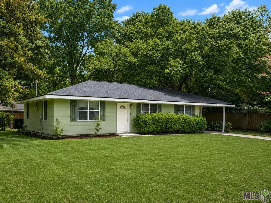 823 N Janice Ave, Gonzales, LA 70737 - #2