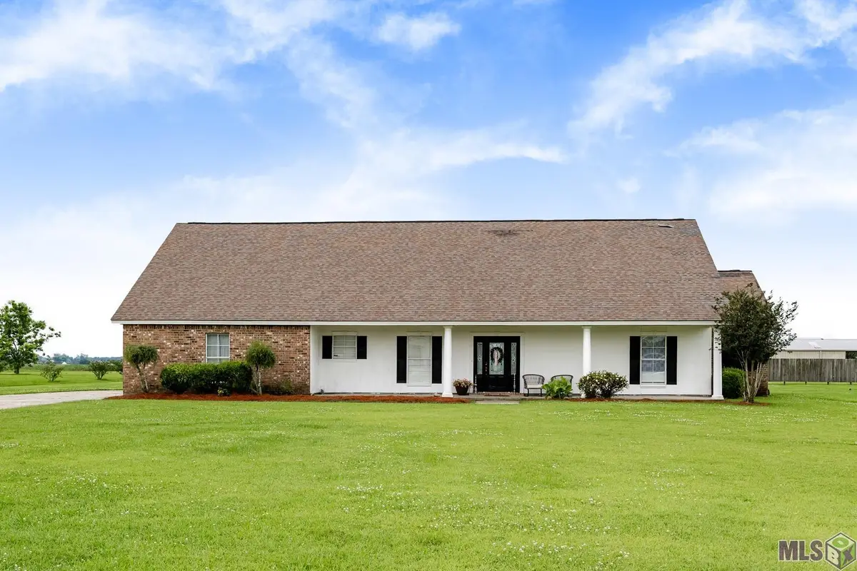 4633 Cherrywood St, Port Allen, LA 70767 - #1