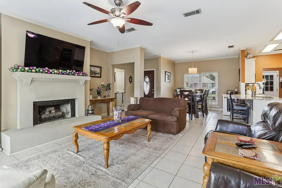 17433 Lake Iris Ave, Saint George, LA 70817 - #3