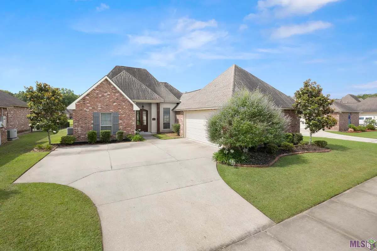17000 Bentons Ferry Ave, Greenwell Springs, LA 70739 - #1
