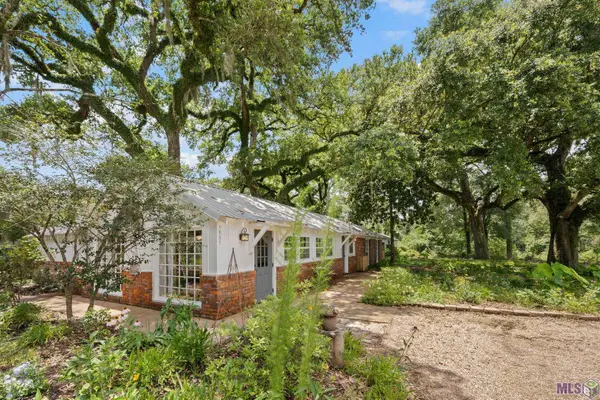 4865 Leonard St, St. Francisville, LA 70775
