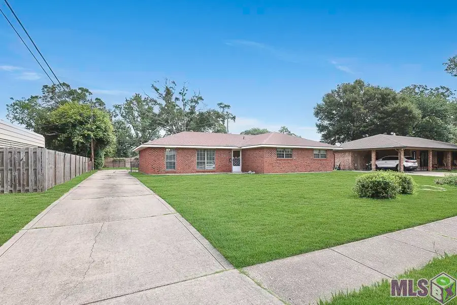12345 E Robin Hood Dr, Baton Rouge, LA 70815 - #2